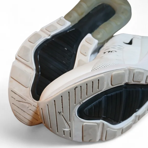 Nike Air 270 Women's Size 9 White and Black Athletic Sneakers - Picture 9 of 11